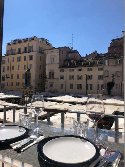 View On Campo De Fiori Irex Apartment Rom Exteriör bild